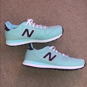 New balance shoes